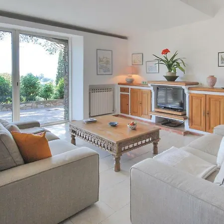 Apartment Grimaud *