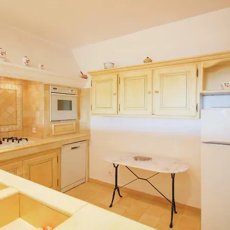 Apartment Grimaud Apartman Grimaud